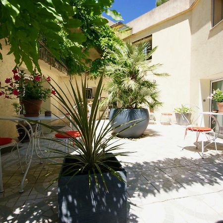 Hotel Couette Et Cafe Montpellier Zewnętrze zdjęcie