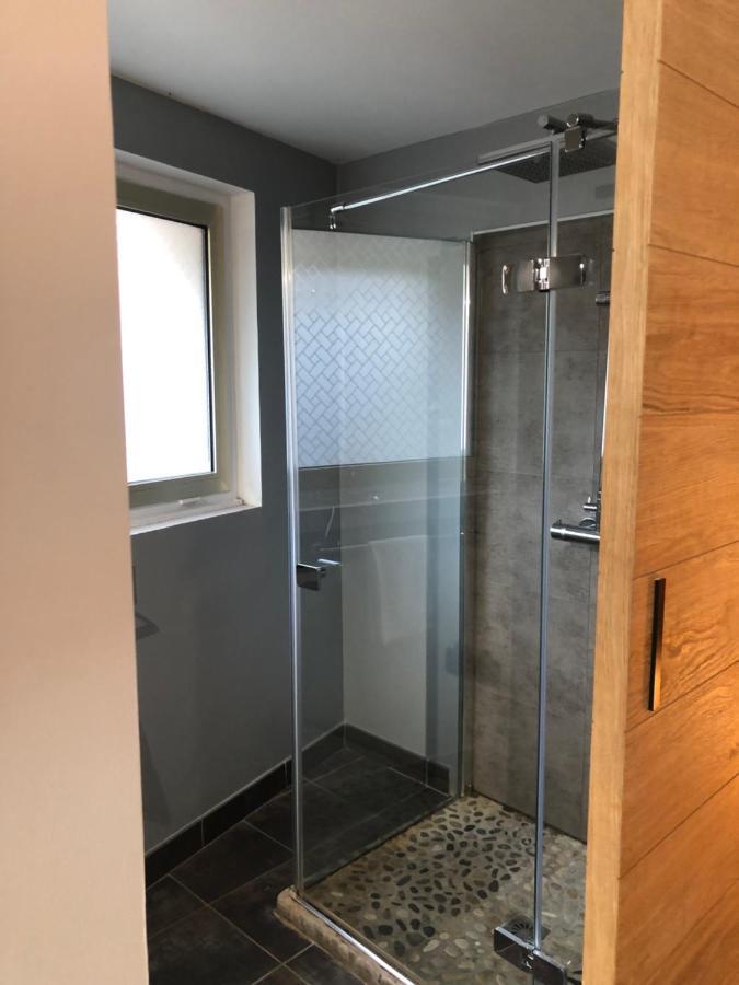 Hotel Couette Et Cafe Montpellier Zewnętrze zdjęcie