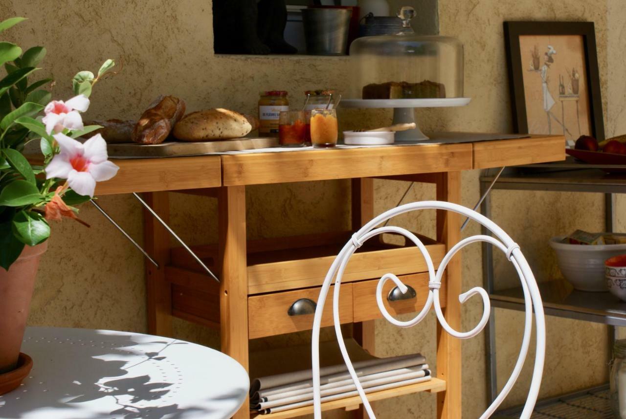 Hotel Couette Et Cafe Montpellier Zewnętrze zdjęcie